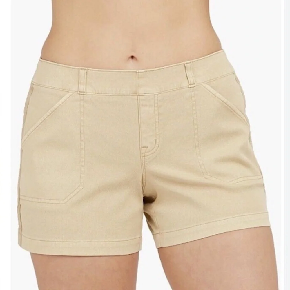 nwt SPANX 6” Twill Short in Almond Stretch Cargo Short Cream Tan 20358R Size XS - Picture 12 of 13